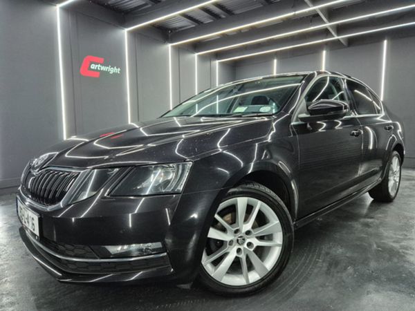 Skoda Octavia Hatchback, Diesel, 2019, Black