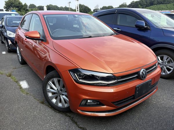 Volkswagen Polo Hatchback, Petrol, 2018, Orange