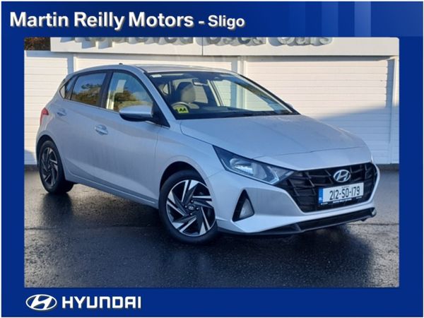 Hyundai i20 Hatchback, Petrol, 2021, Grey