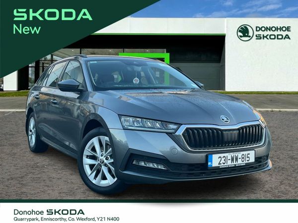Skoda Octavia Estate, Diesel, 2023, Grey