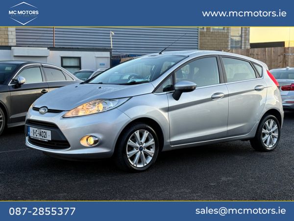 Ford Fiesta Hatchback, Petrol, 2011, Silver