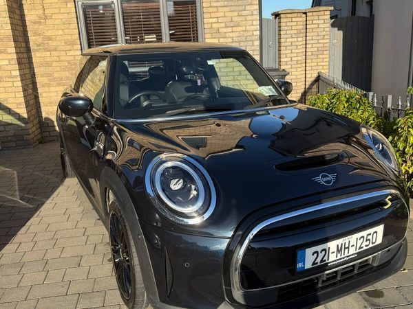 Mini Cooper Hatchback, Electric, 2022, Blue
