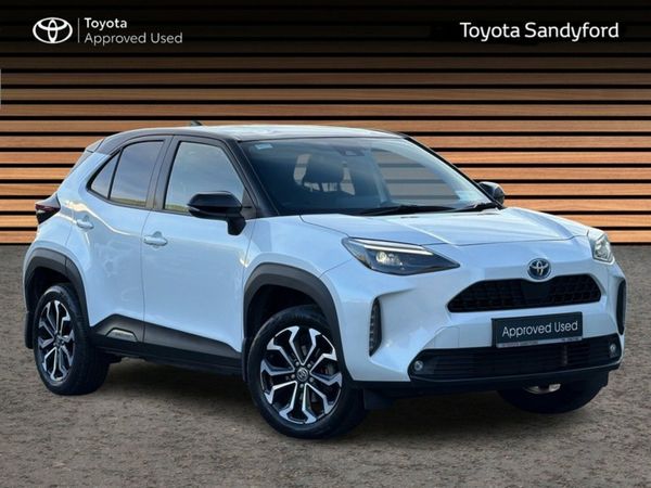 Toyota Yaris Cross Hatchback, Petrol Hybrid, 2022, White