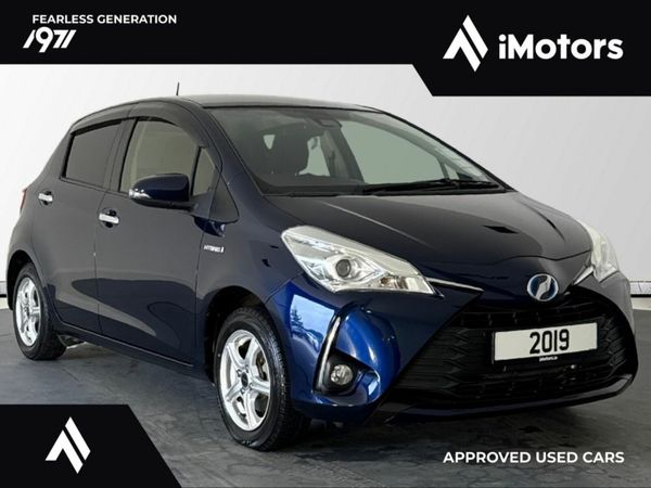 Toyota Vitz Hatchback, Petrol Hybrid, 2019, Blue