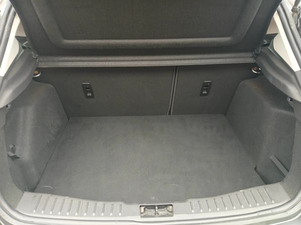 Ford Focus Hatchback, Diesel, 2015, Grey