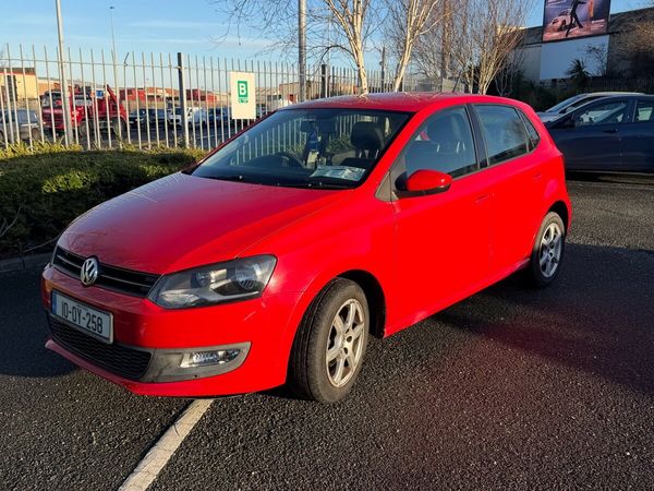 Volkswagen Polo Hatchback, Petrol, 2010, Red