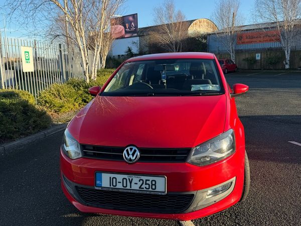 Volkswagen Polo Hatchback, Petrol, 2010, Red