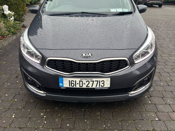 Kia Ceed Hatchback, Diesel, 2016, Silver