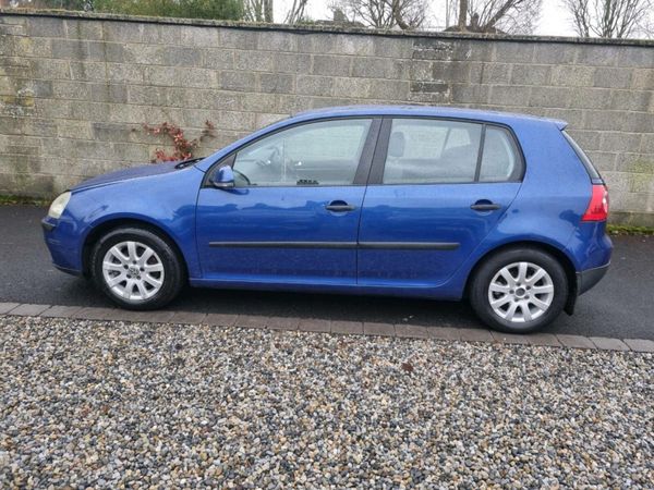 Volkswagen Golf Hatchback, Petrol, 2004, Blue