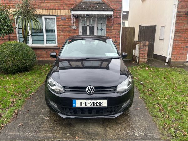 Volkswagen Polo Hatchback, Petrol, 2011, Black