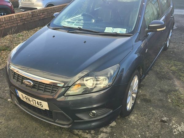 Ford Focus Hatchback, Diesel, 2011, Grey