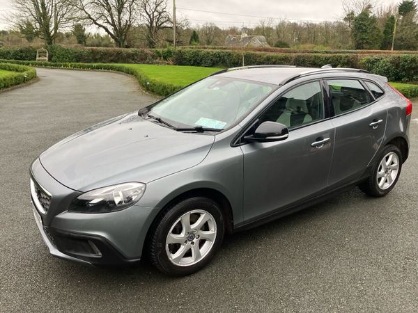 Volvo V40 Hatchback, Diesel, 2015, Grey