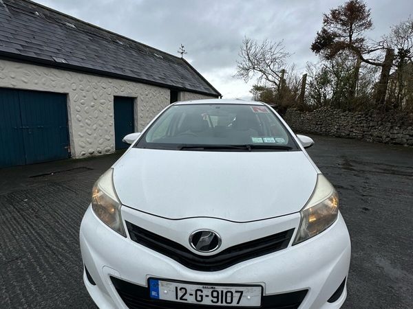 Toyota Vitz Hatchback, Petrol, 2012, White
