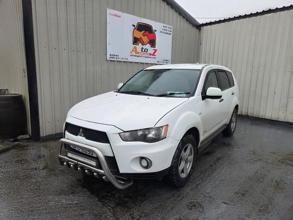 Mitsubishi Outlander SUV, Diesel, 2013, White
