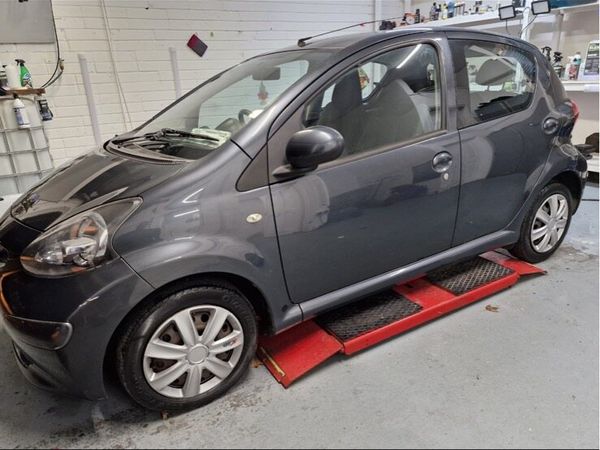 Toyota Aygo Hatchback, Petrol, 2006, Grey