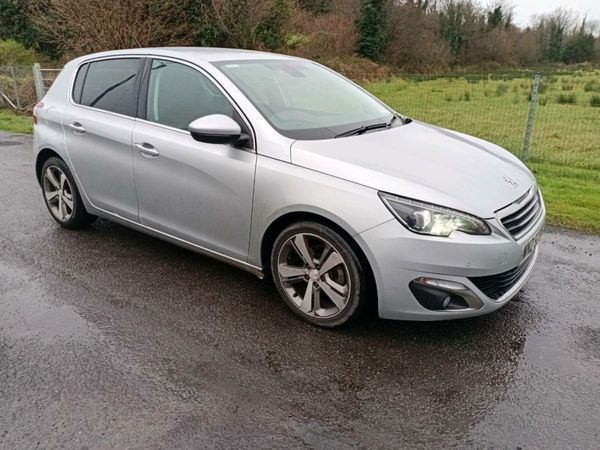 Peugeot 308 Hatchback, Diesel, 2015, Silver