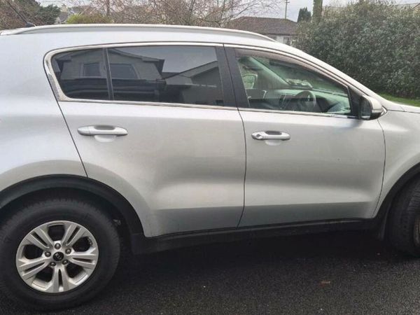 Kia Sportage SUV, Diesel, 2016, Silver