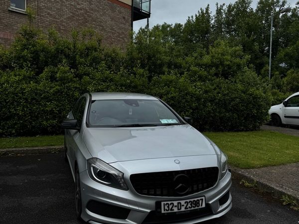 Mercedes-Benz A-Class Hatchback, Petrol, 2013, Silver