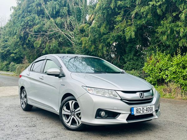 Honda Grace Saloon, Petrol Hybrid, 2016, Silver