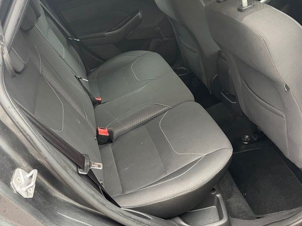 Ford Focus Hatchback, Diesel, 2016, Grey