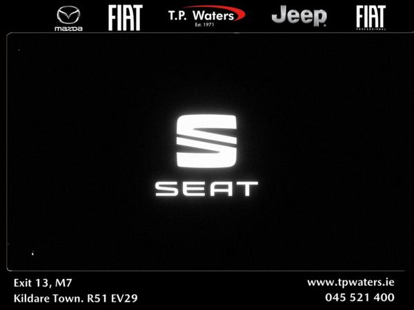 SEAT Arona Hatchback, Petrol, 2023, Red