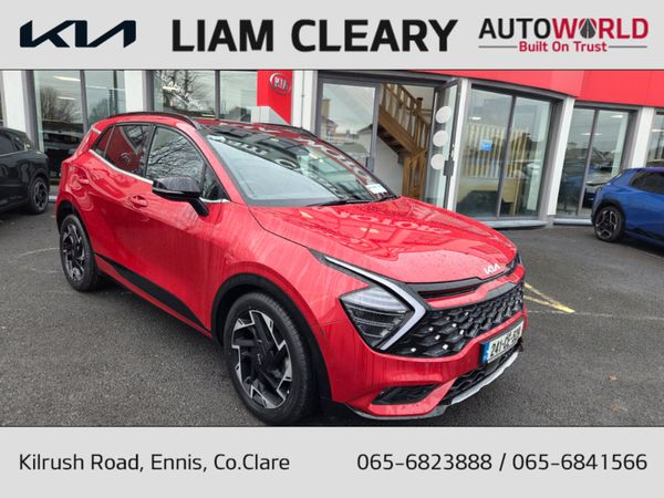 Kia Sportage MPV, Diesel Hybrid, 2024, Red