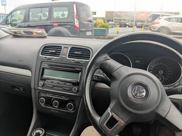 Volkswagen Golf Hatchback, Petrol, 2011, Grey