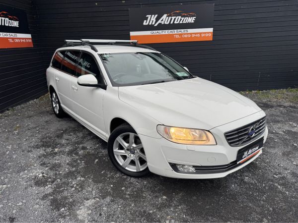 Volvo V70 Estate, Diesel, 2015, White