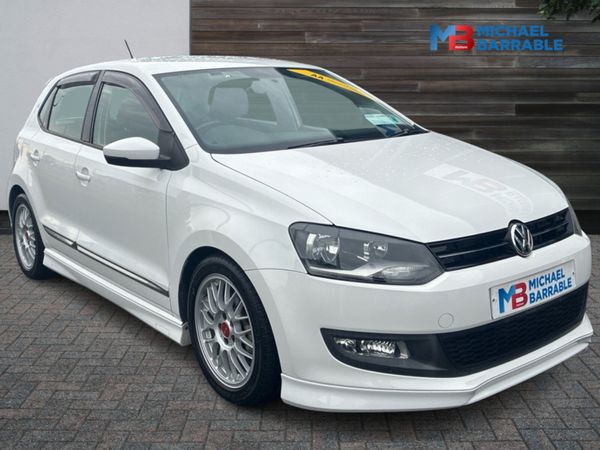 Volkswagen Polo Hatchback, Petrol, 2013, White