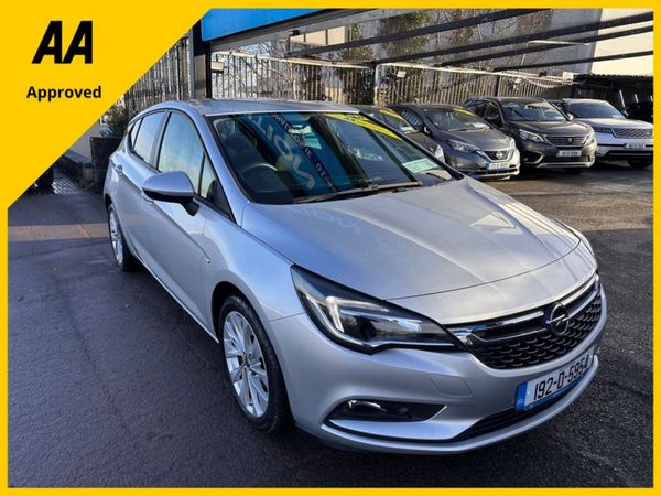 Opel Astra Hatchback, Petrol, 2019, Grey