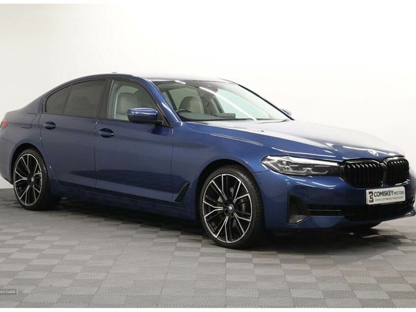 BMW 5-Series Saloon, Petrol Hybrid, 2020, Blue
