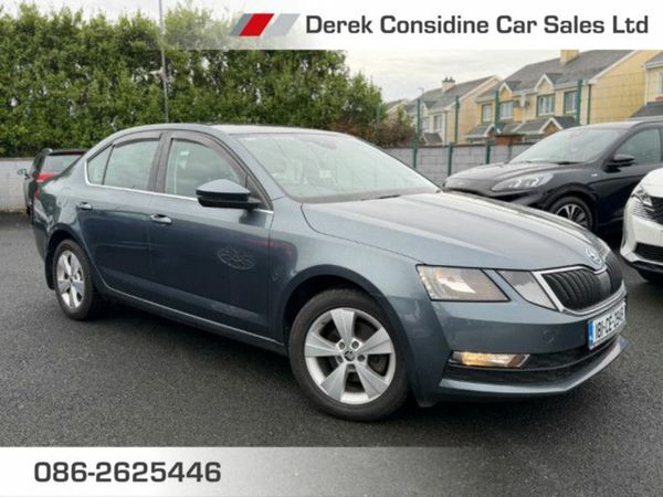 Skoda Octavia Hatchback, Diesel, 2018, Grey