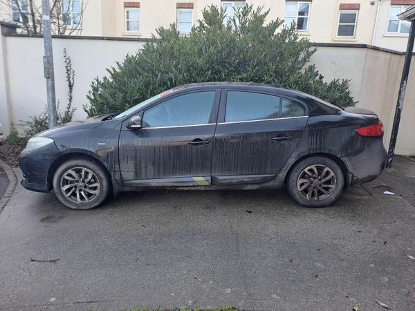 Renault Fluence Saloon, Diesel, 2016, Black
