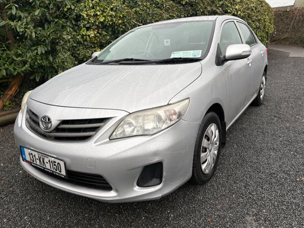 Toyota Corolla Saloon, Diesel, 2013, Silver