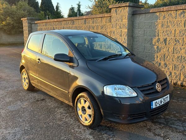 Volkswagen Fox Hatchback, Petrol, 2010, Grey