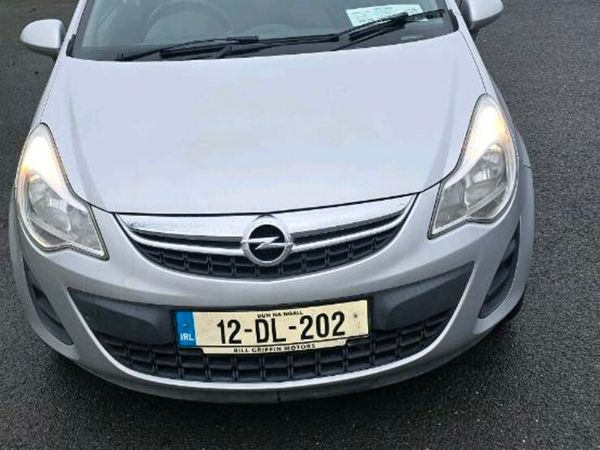 Opel Corsa Hatchback, Petrol, 2012, Silver