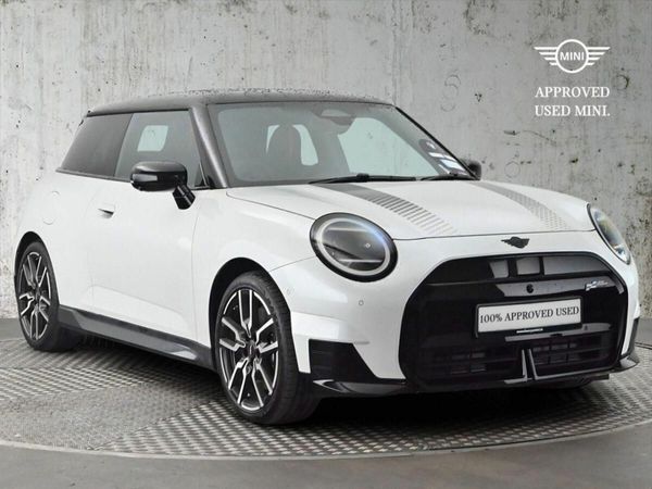 Mini Cooper Hatchback, Electric, 2025, White