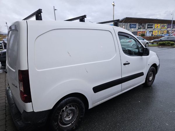 Peugeot Partner MPV, Diesel, 2018, White