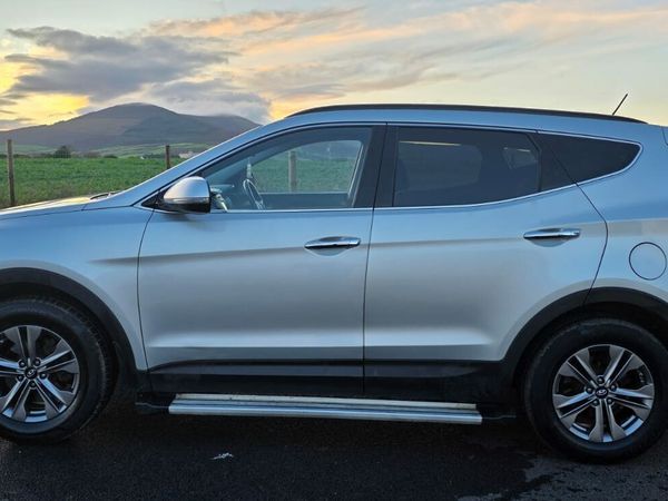 Hyundai Santa Fe SUV, Diesel, 2015, Silver