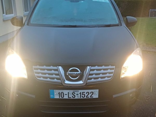 Nissan Qashqai Hatchback, Diesel, 2010, Black