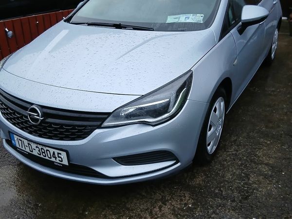 Opel Astra Hatchback, Petrol, 2017, Grey