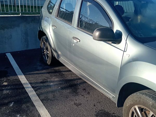 Dacia Duster SUV, Diesel, 2014, Grey