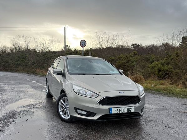 BMW 2-Series Hatchback, Diesel, 2015, White