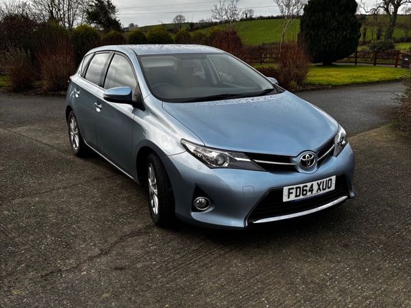 Toyota Auris Hatchback, Diesel, 2014, Blue