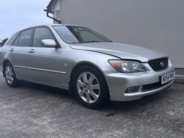 Lexus IS Estate, Petrol, 2004, Silver