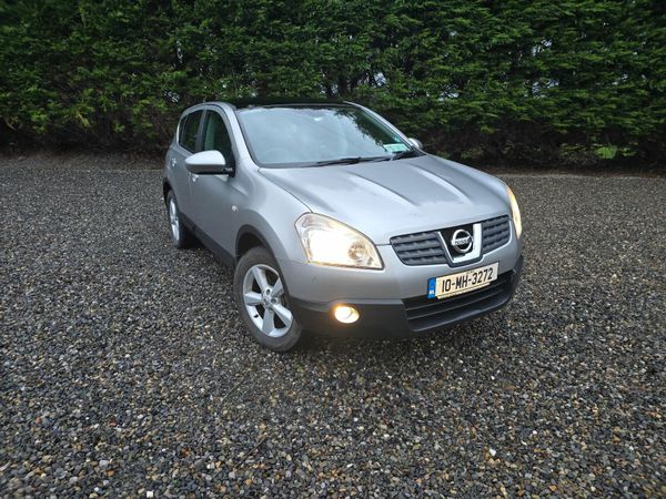 Nissan Qashqai Hatchback, Diesel, 2010, Silver