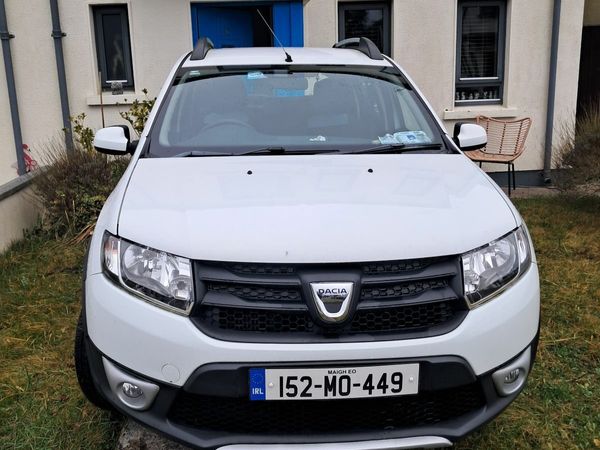 Dacia Sandero Stepway Hatchback, Diesel, 2015, White
