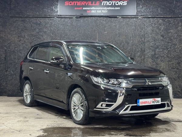 Mitsubishi Outlander SUV, Petrol Plug-in Hybrid, 2019, Black