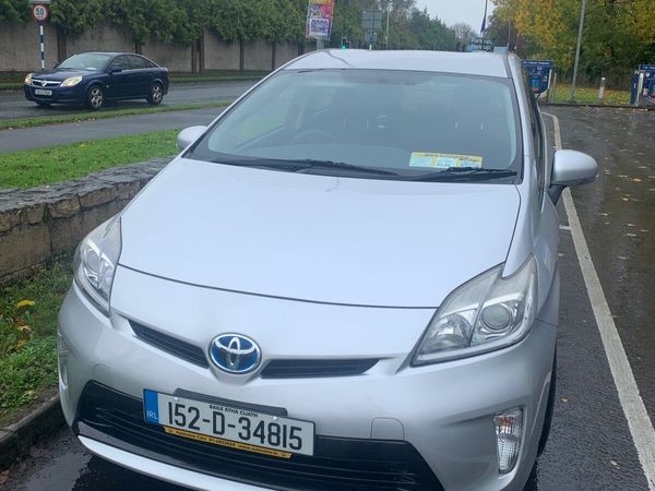 Toyota Prius Hatchback, Petrol Hybrid, 2015, Silver