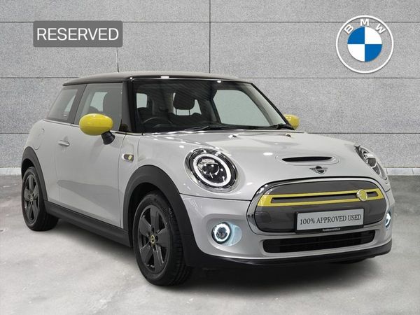 Mini Cooper Hatchback, Electric, 2021, White